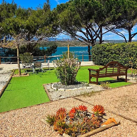 A Cala Location Vue A Pied بونيفَسْيو